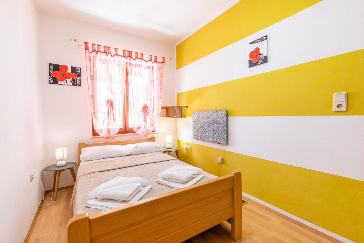 Apartman Lana Башка Екстер'єр фото